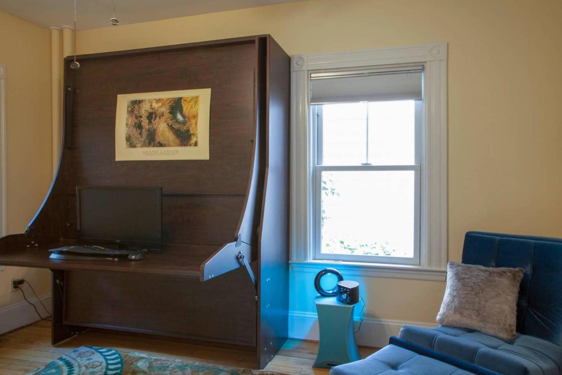 Luxury Harvard/Mit Victorian Кеймбридж Екстериор снимка